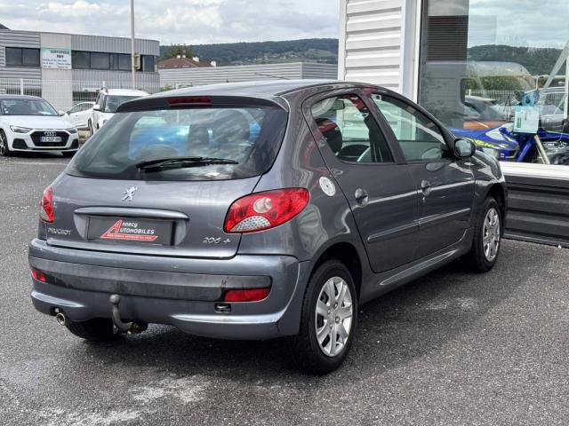 Peugeot 206 image 9