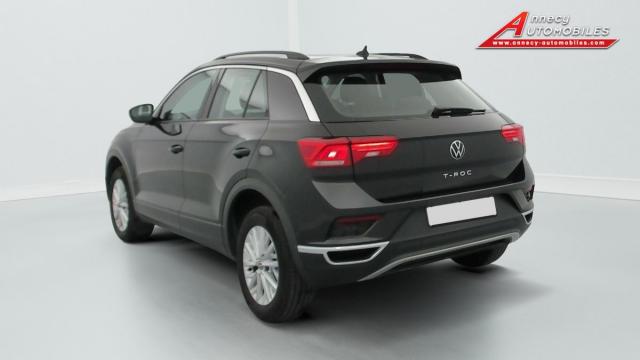 Volkswagen T-Roc image 9