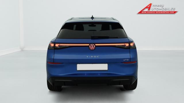 Volkswagen T-Roc image 3