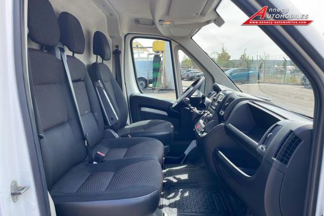 Peugeot Boxer image 8