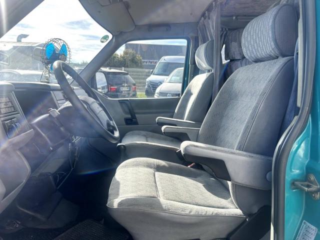 Volkswagen Transporter image 4
