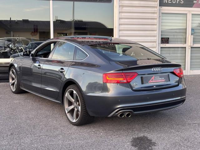 Audi A5 image 2