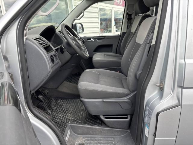 Volkswagen Multivan image 2