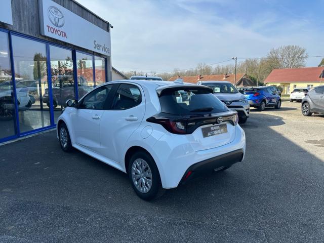 Toyota Yaris image 6