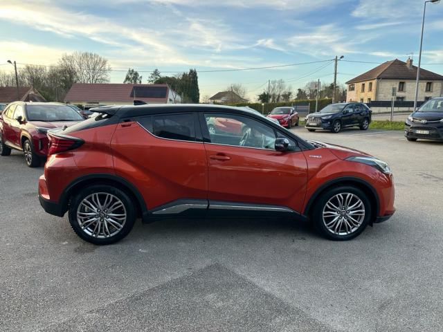 Toyota C-Hr image 2