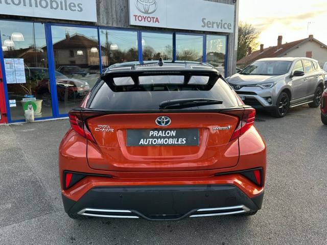 Toyota C-Hr image 8