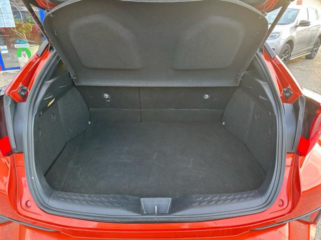 Toyota C-Hr image 3