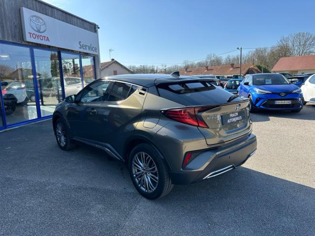 Toyota C-Hr image 9