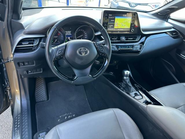 Toyota C-Hr image 3