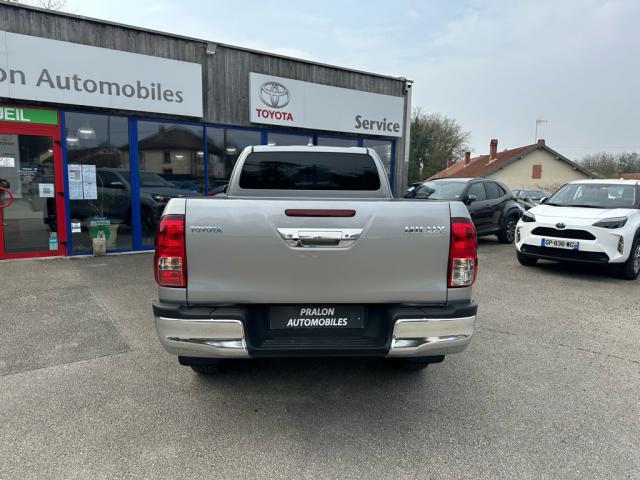 Toyota Hilux image 6