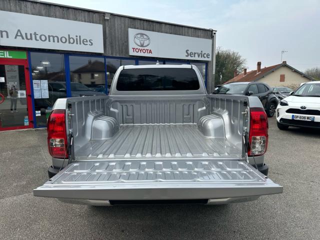 Toyota Hilux image 3