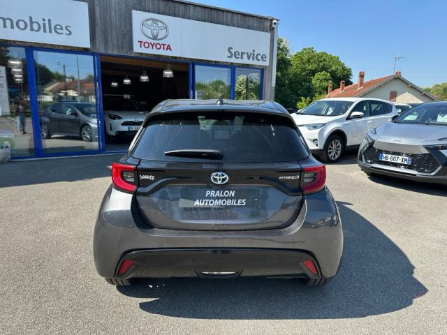 Toyota Yaris image 6