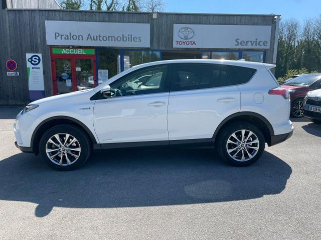 Toyota Rav4 image 2