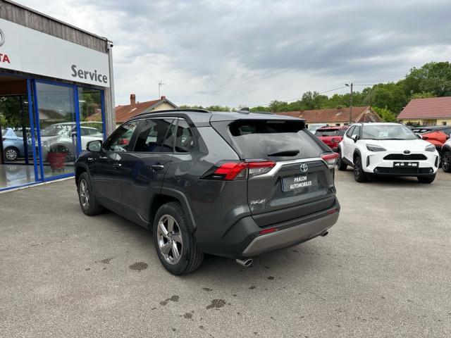 Toyota Rav4 image 6