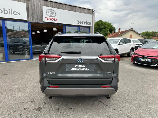 Toyota Rav4 image 5