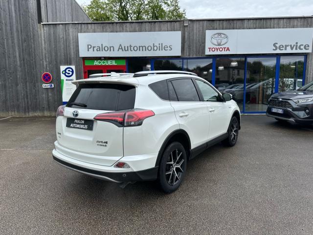 Toyota Rav4 image 4