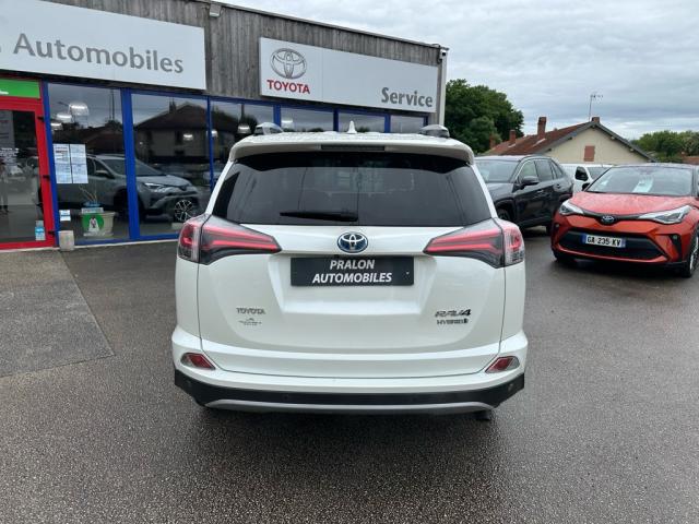 Toyota Rav4 image 6