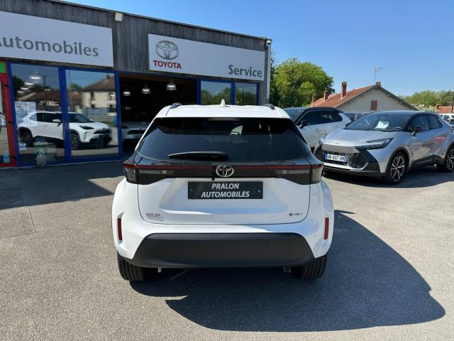 Toyota Yaris Cross image 9