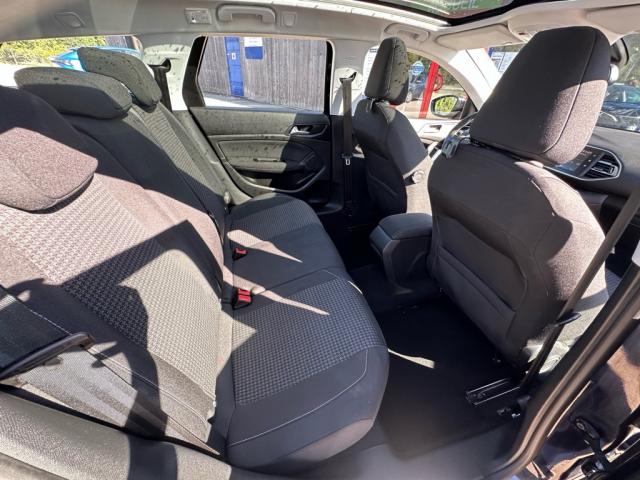 Peugeot 308 image 3