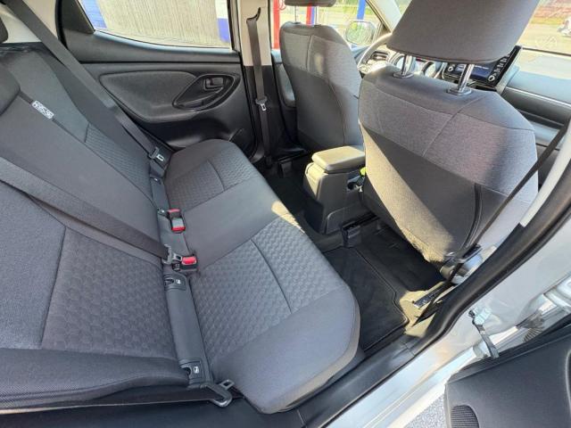 Toyota Yaris image 2