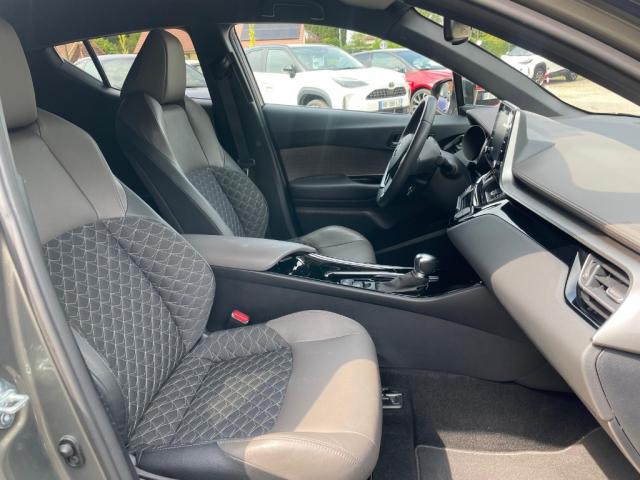 Toyota C-Hr image 3