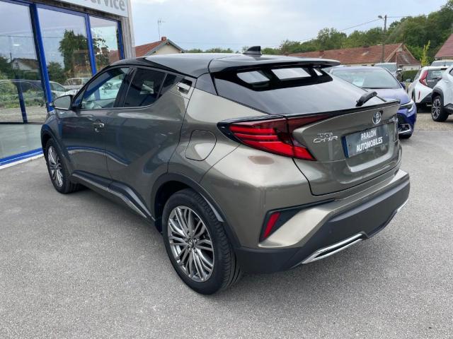 Toyota C-Hr image 6