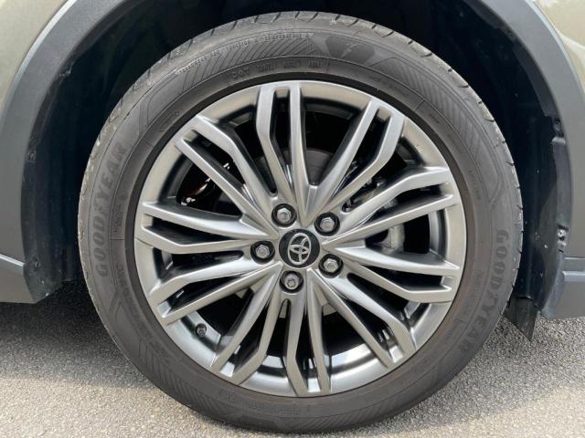 Toyota C-Hr image 5