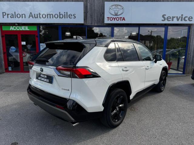 Toyota Rav4 image 9