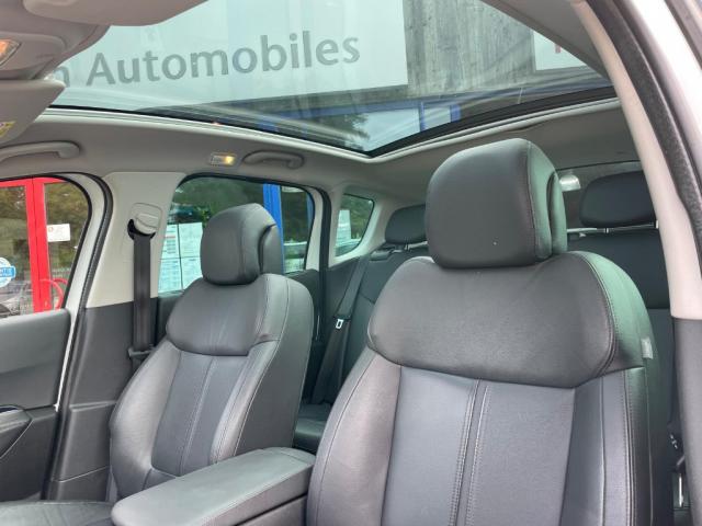 Peugeot 3008 image 6