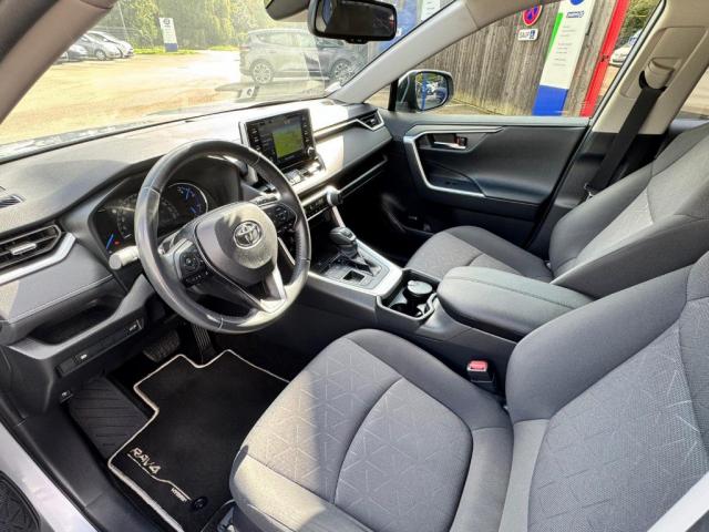 Toyota Rav4 image 6