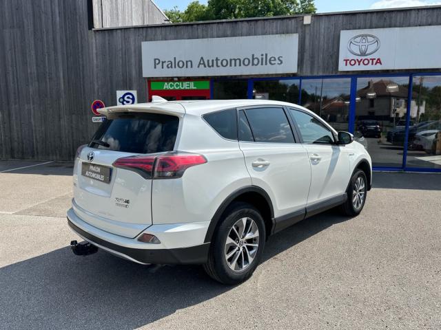 Toyota Rav4 image 1