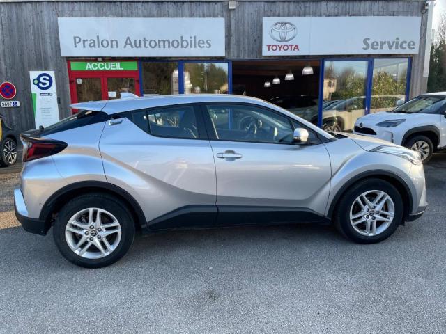 Toyota C-Hr image 4