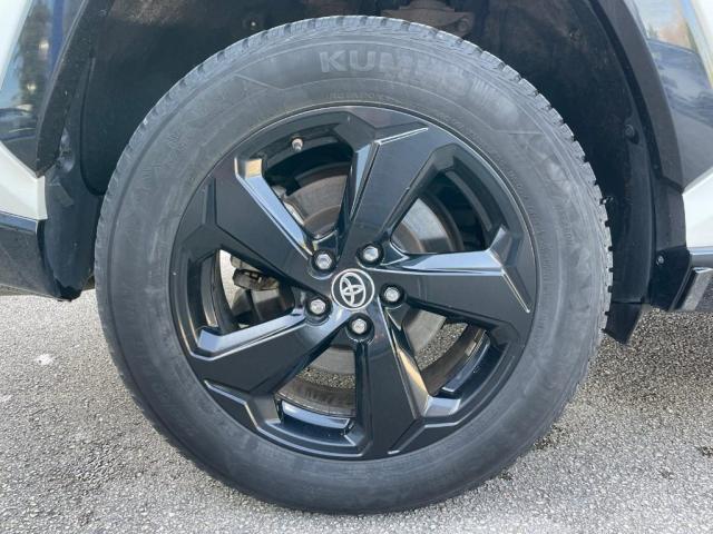 Toyota Rav4 image 6