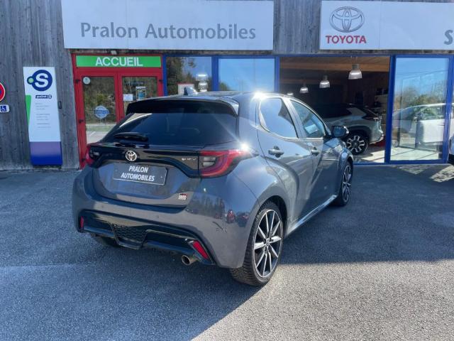 Toyota Yaris image 7