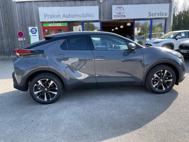 Toyota C-Hr image 7
