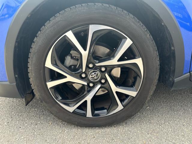 Toyota C-Hr image 7