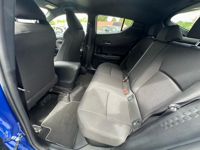 Toyota C-Hr image 8