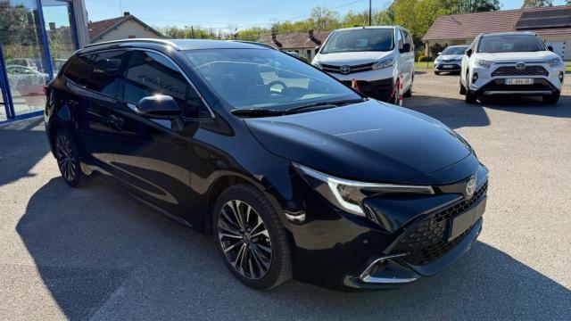 Toyota Corolla Touring Sports image 9