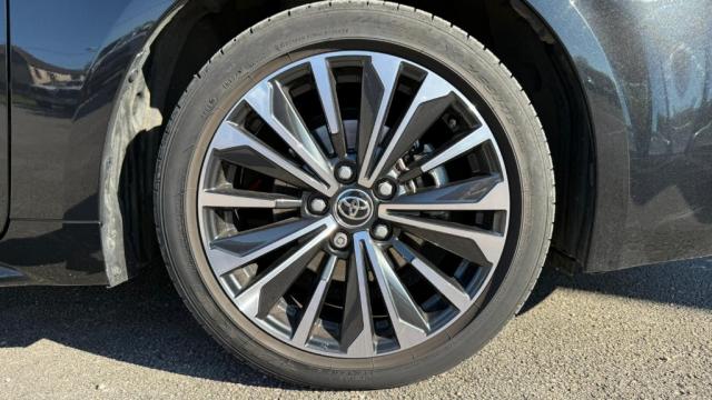 Toyota Corolla Touring Sports image 4