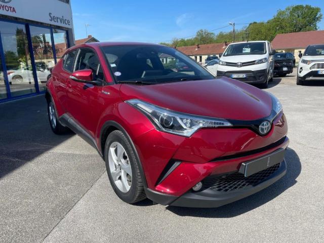 Toyota C-Hr image 9