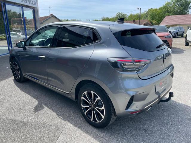 Renault Clio image 9