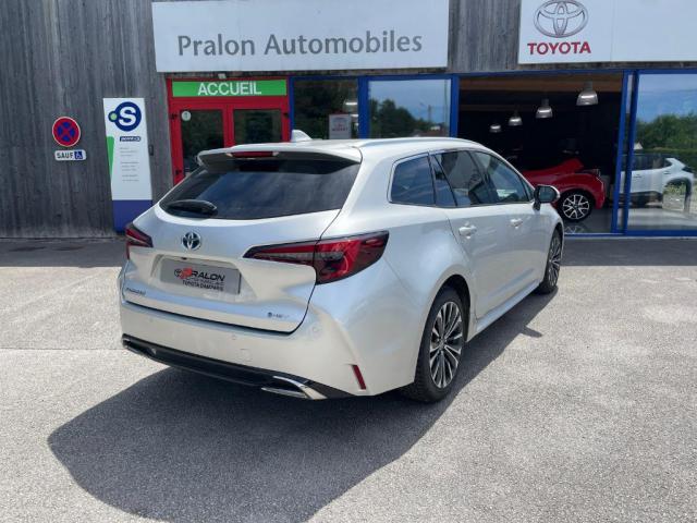 Toyota Corolla Touring Sports image 8