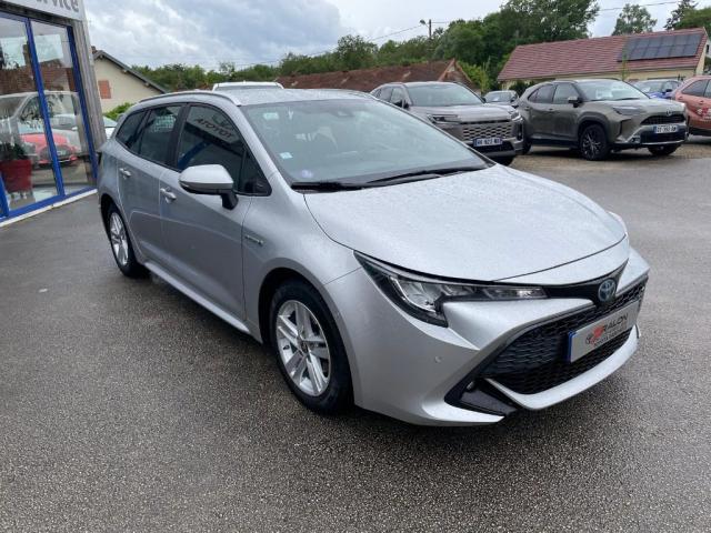 Toyota Corolla Touring Sports image 9