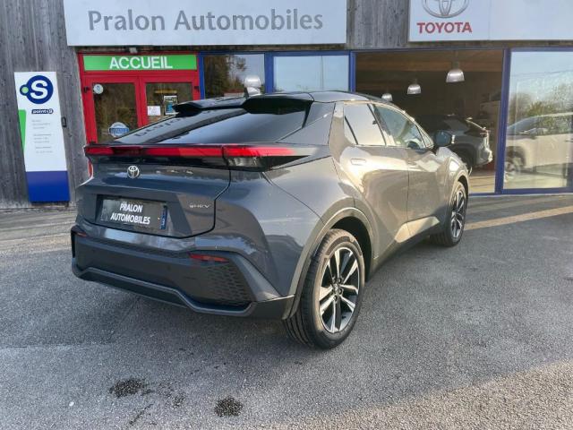 Toyota C-Hr image 2