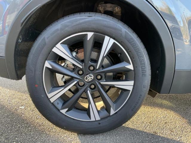 Toyota C-Hr image 7