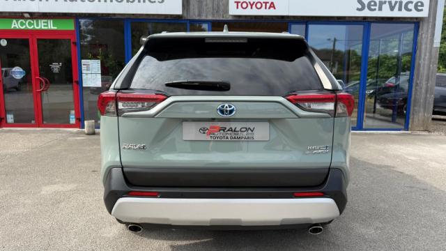 Toyota Rav4 image 5