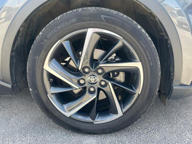 Toyota C-Hr image 7