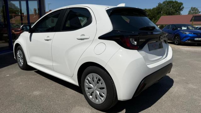 Toyota Yaris image 8
