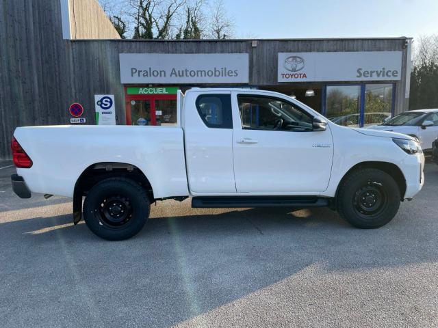 Toyota Hilux image 1