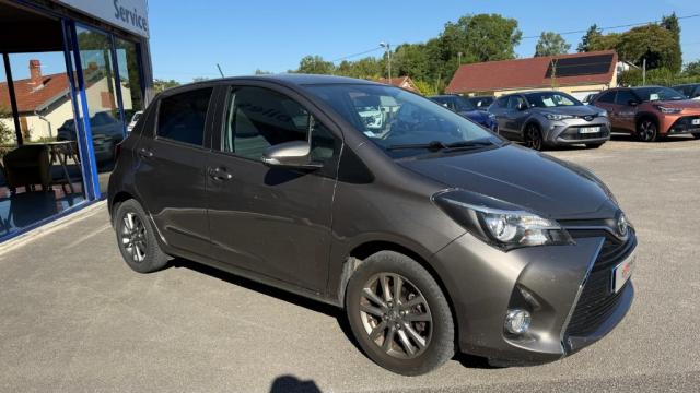 Toyota Yaris image 2
